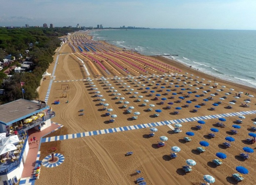 Strand-Lignano-Sabbiadoro-Italien-Belita.jpg