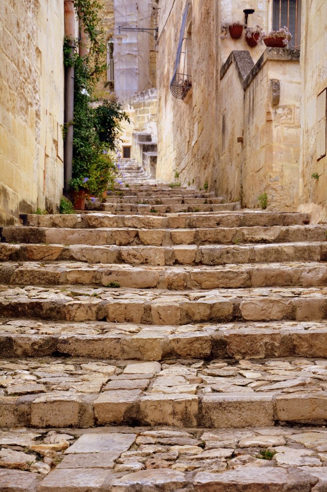 Treppe-Italien-Altstadt-Belita.jpg