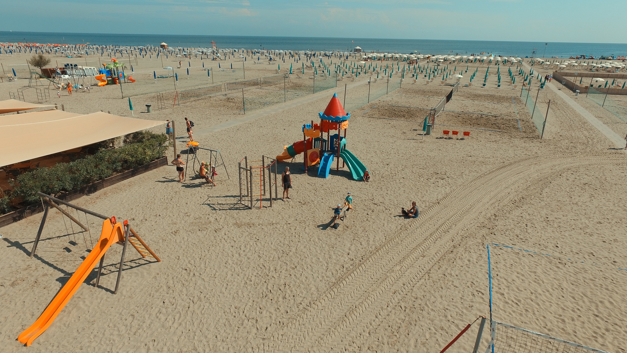 Spielplatz a Strand Camping Village Mare Pineta