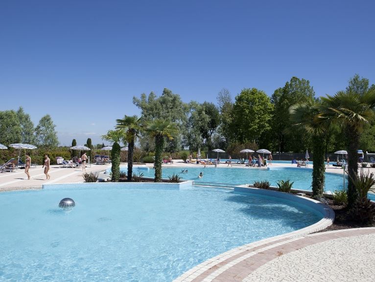 Pool-LagunaVillage-Belita.jpg