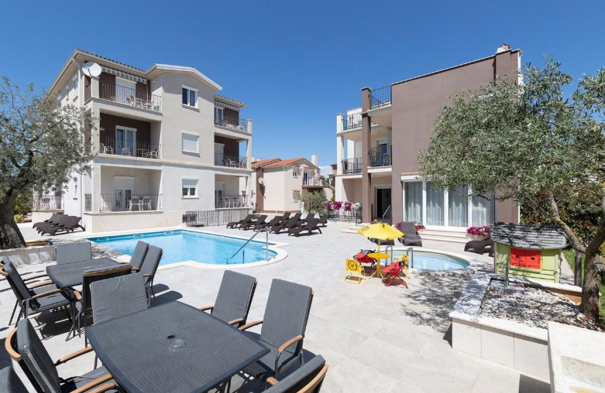 Villa Nina Apartments Zweizimmer-Wohnung mit Balkon 2+2