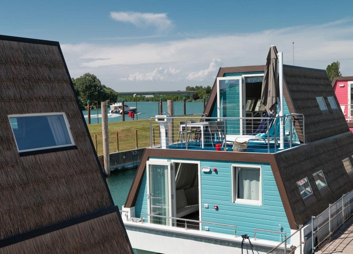 Marina Azzurra Resort Houseboat Lagoon