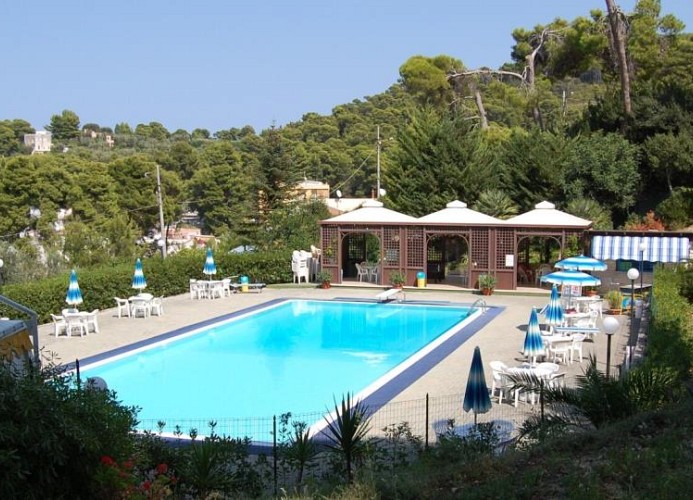 Camping Village Internazionale San Menaio Mobilehome Happy Easy