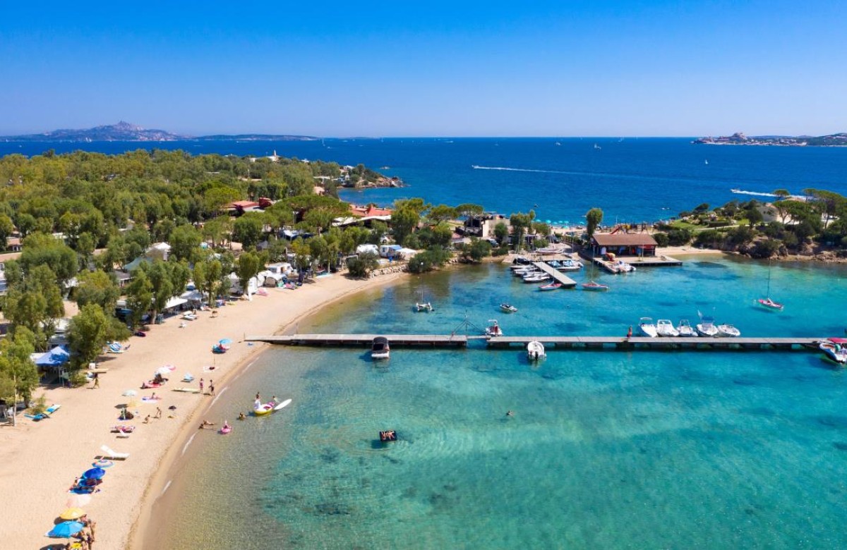 Ferienanlage Isuledda Baia Revolution