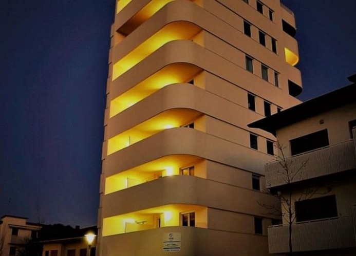 Residenz Torre Bianca Dreizimmer-Wohnung Trilo C5 