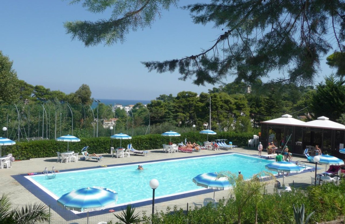 Camping Village Internazionale San Menaio Mobilehome Happy Easy