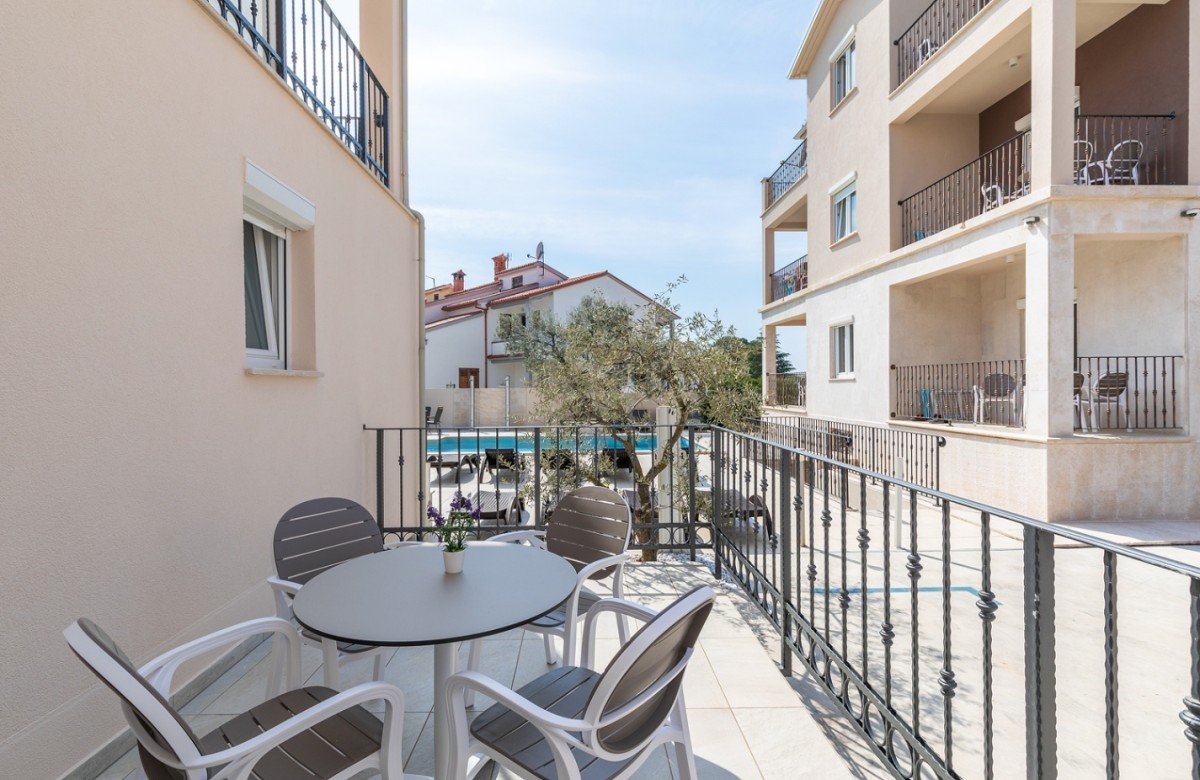 Villa Nina Apartments Zweizimmer-Wohnung mit Terrasse 2+2