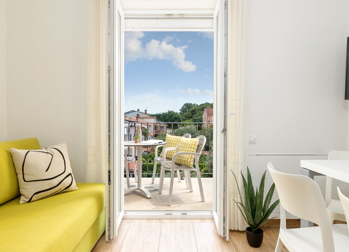 Villa Nina Apartments Zweizimmer-Wohnung mit zwei Balkonen 2+2