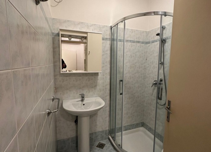 Villa Alemagna-Dreizimmerwohnung C7*+