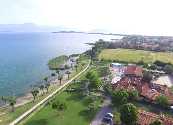 Ferienpark Garda Village Maxicaravan Deluxe 