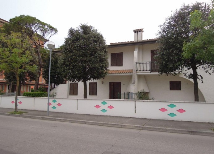 Villa Mery Dreizimmer-Wohnung Tipo C1S Erdgeschoss 