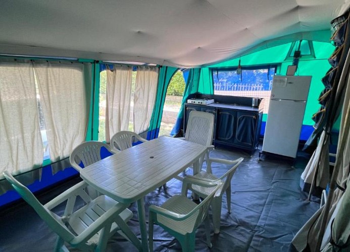 Camping Iris Park Zelt Family Tenda