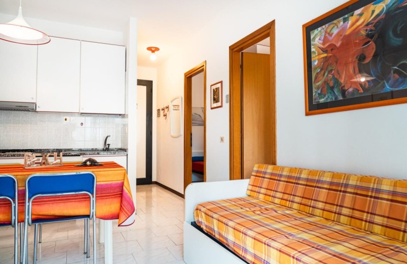 Residenz Luxor-Dreizimmerwohnung C6*+ mit seitlichem Meerblick
