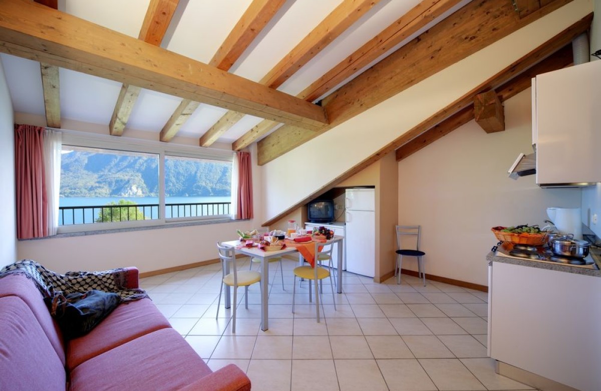 Residenz Zust Zweizimmer-Wohnung Bilo Dachgeschoss