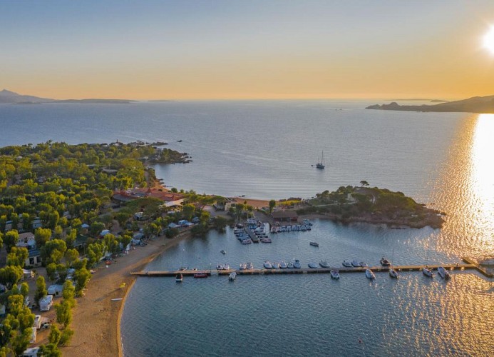 Ferienanlage Isuledda Baia Revolution
