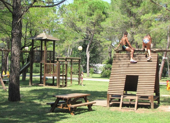 Belvedere Pineta Village Mobilehome Green Holiday