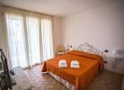 Residenz Karina Dreizimmer-Ferienhaus Villa Eliana 