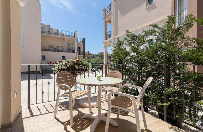 Villa Nina Apartments Zweizimmer-Wohnung mit Terrasse 2+1