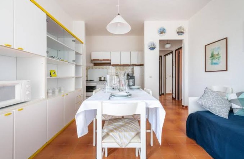 Residenza Cala di Seta Appartamento trilocale Luca con vista mare