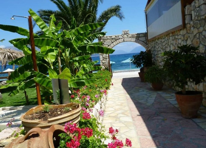 Camping Karavomilos Beach Mobilehome Happy Easy