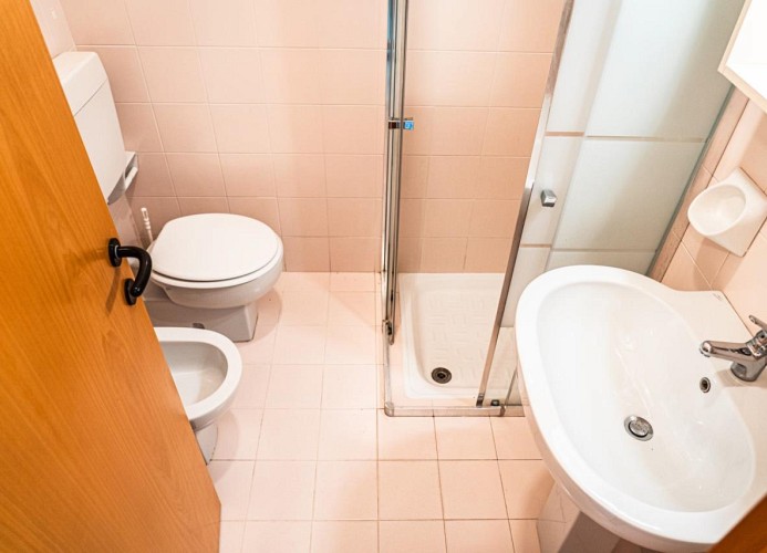 Residenz Luxor-Dreizimmerwohnung C6*+ mit seitlichem Meerblick