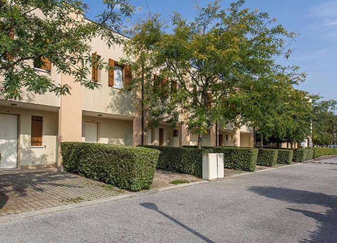 Residenz Ginepri Dreizimmer-Reihenhaus Villetta Trilo C6 