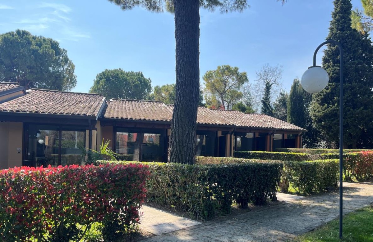 Front Lake Resort Le Corti del Lago Zweizimmer-Bungalow Bilo Classic A2