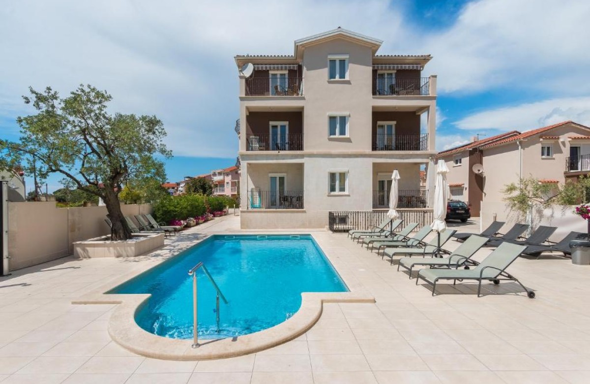 Villa Nina Apartments Superior Familienstudio 4*