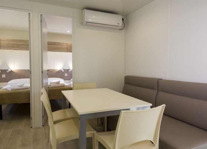 Ferienpark Garda Village Maxicaravan Prestige 