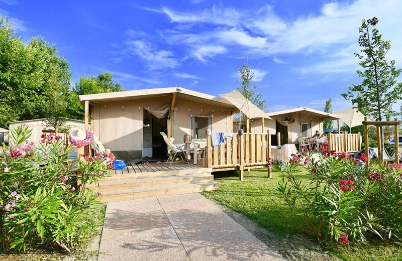 Barricata Holiday Village Lodge Tent Deluxe