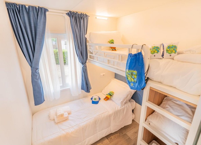 Le Mimose Family Camping Village Lodge Dog 
