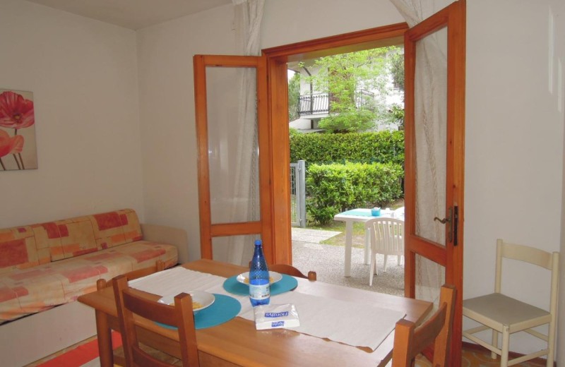 Villa Mery Dreizimmer-Wohnung Tipo C1S Erdgeschoss 