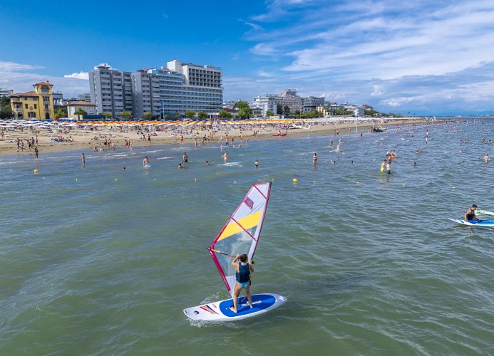 Holiday Village Lignano Fünfzimmer-Reihenhaus Typ E-9