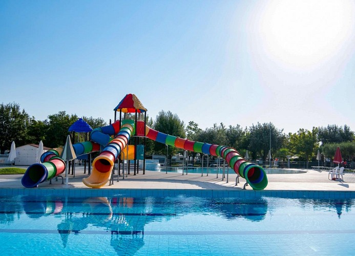 Feriendorf Stork Lodge Deluxe Family