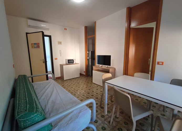Residenz Tamerici Dreizimmer-Reihenhaus Tipo C2S