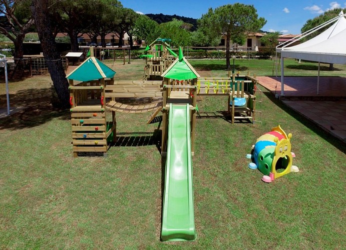 Resort Capalbio Dreizimmer-Bungalow Comfort Trilo