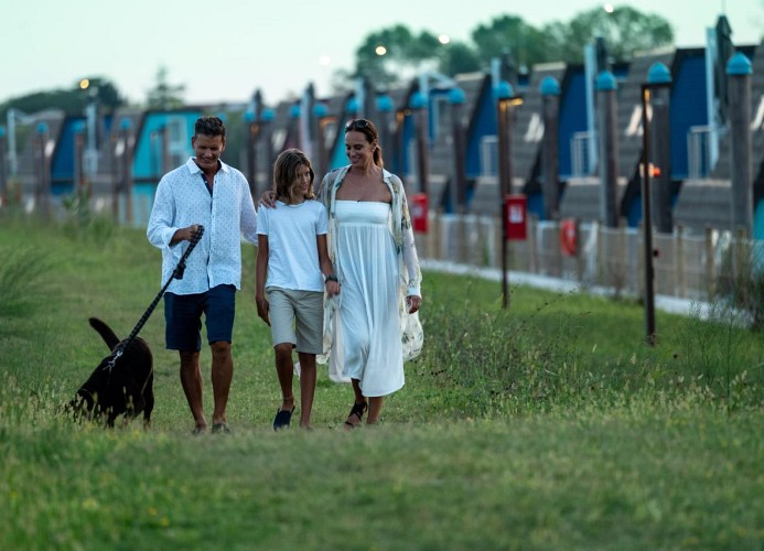 Marina Azzurra Resort Houseboat Lagoon