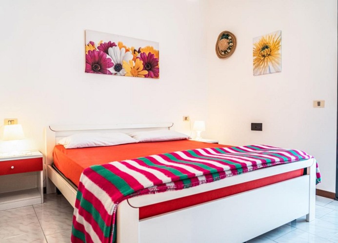 Residenz Luxor-Dreizimmerwohnung C6*+ mit seitlichem Meerblick