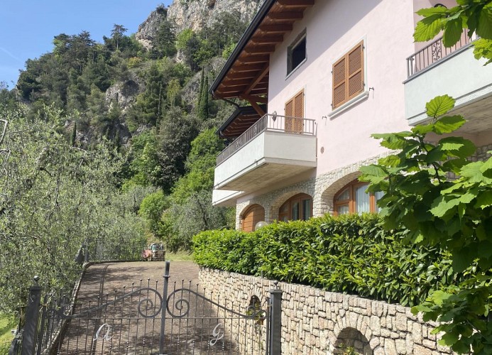 Residenz Villa Gianna Dreizimmer-Dachwohnung mit Seeblick
