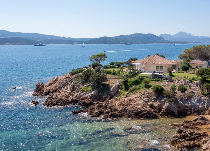 Ferienanlage Isuledda Baia Revolution