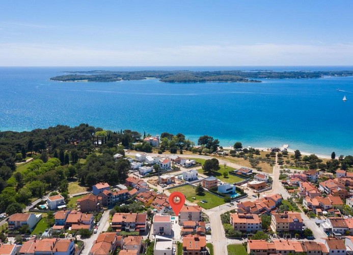 Villa Nina Apartments Dreizimmer-Wohnung mit Balkon und Meerblick 4+2