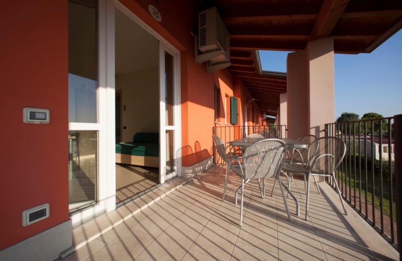 Ferienpark Garda Village Dreizimmer-Bungalow Trilo Comfort 
