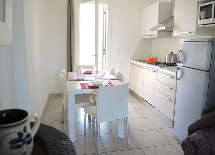 Residenz Evanike Dreizimmer-Wohnung Tipo C1S poolseitig (45/47)