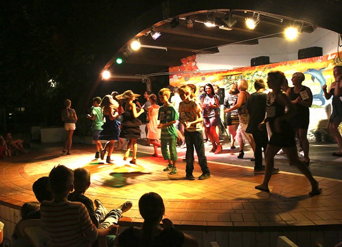 Belvedere Pineta Village Mobilehome Green Holiday