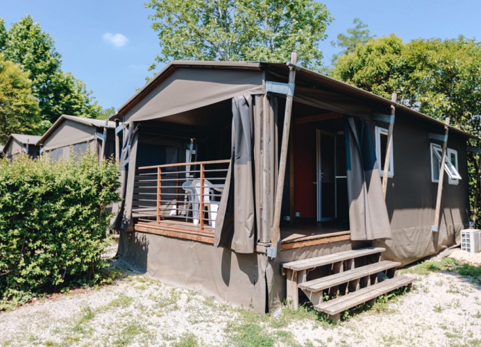 Camping Iris Park Mobilehome Lodge