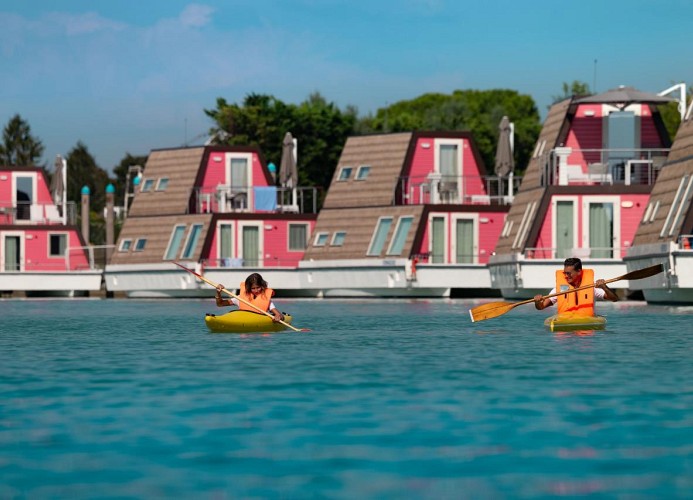 Marina Azzurra Resort Houseboat River 