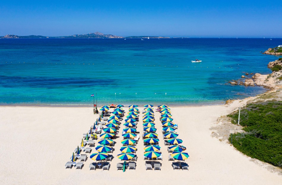 Ferienanlage Isuledda Baia Sardinia 