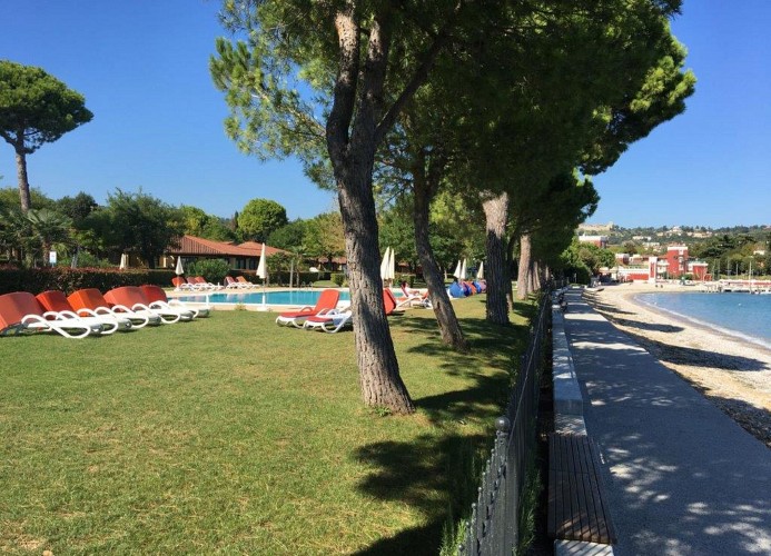 Front Lake Resort Le Corti del Lago Bilo A2