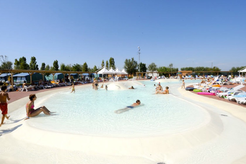 Barricata Holiday Village Mobilehome Bellagio Small