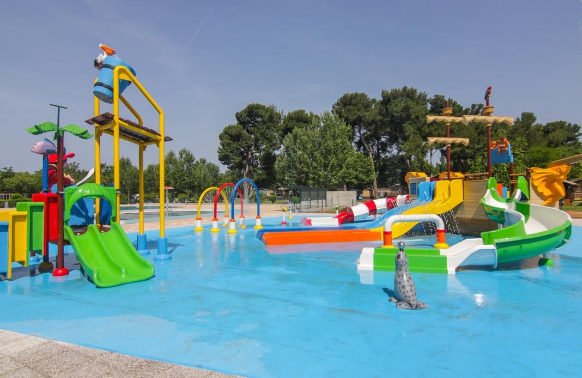 Ferienanlage Bi Village Holiday Home Pool